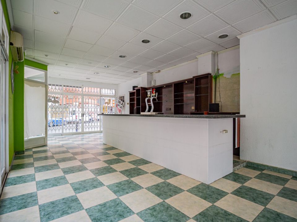L'establiment comercial a Alfaz del Pi, Alicante - foto 3
