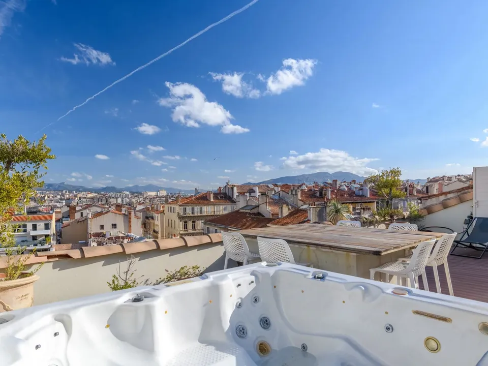 Lejlighed i Marseille, Bouches-du-Rhone - foto 1