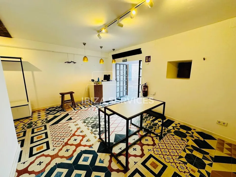 Erhvervsejendom i Dalt Vila, Ibiza - foto 3
