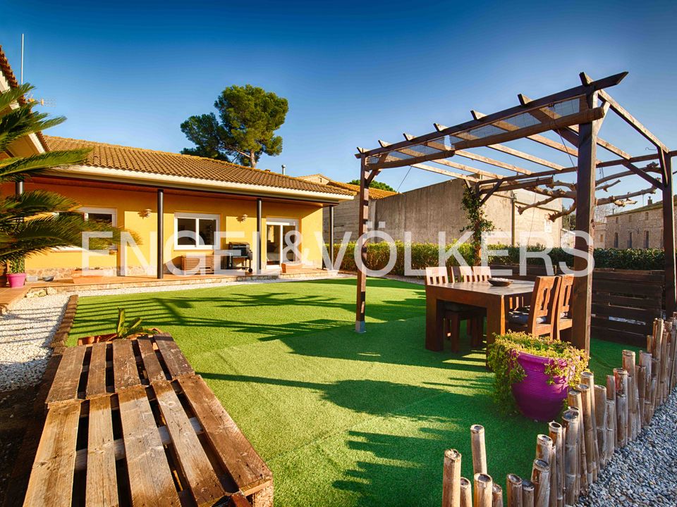 Villa i Vilanova De La Muga, Gerona - foto 2