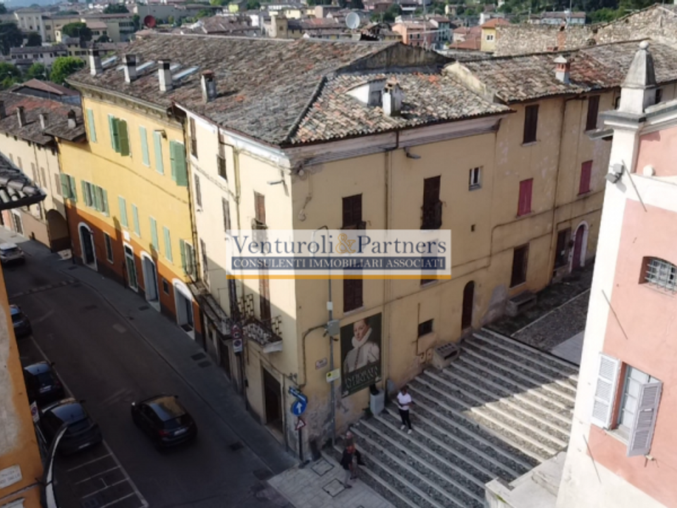 Villa i Castiglione delle Stiviere, Mantua - foto 1