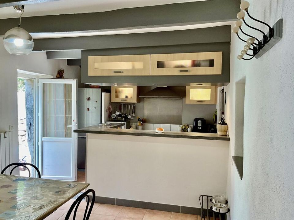 Landsbyhus i Boffres, Ardeche - foto 3