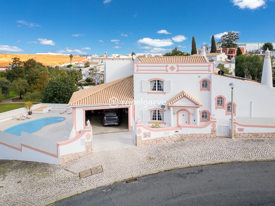 Villa i Albufeira, Faro - foto 1