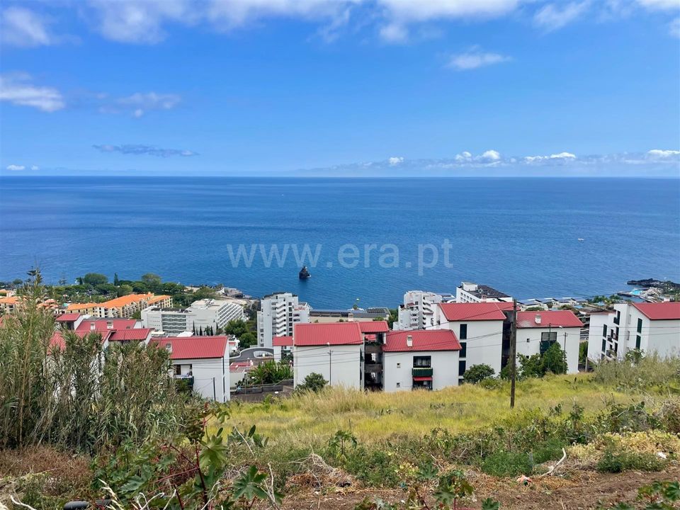 Helårsgrund i Funchal, Madeira - foto 1