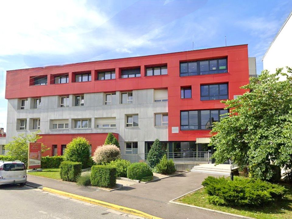 Erhvervsejendom i Romilly-sur-Seine, Aube - foto 1