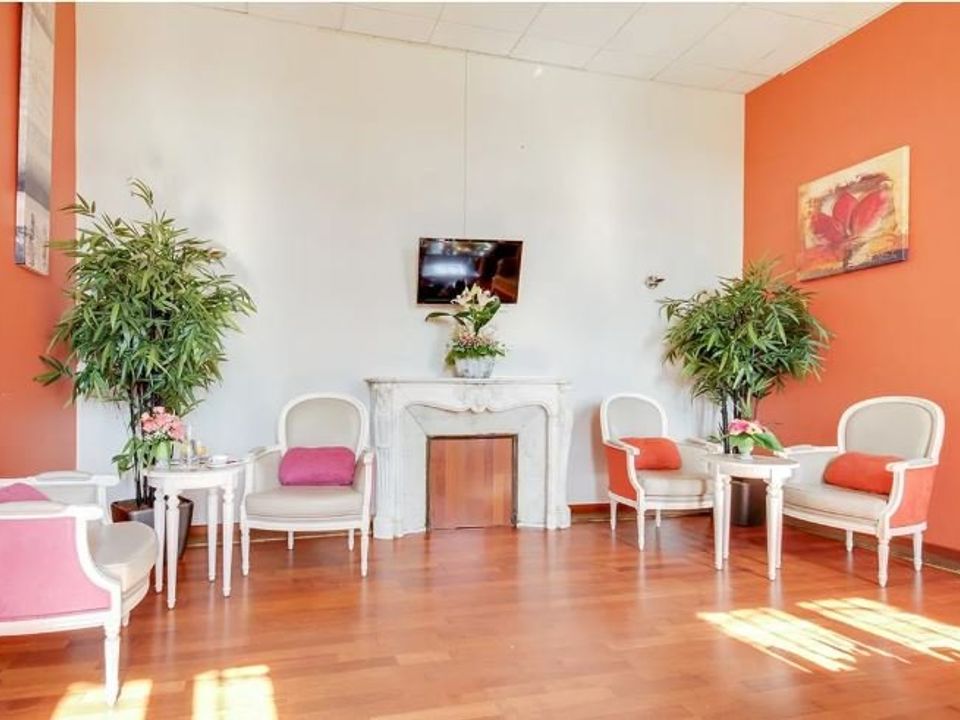 Propriedade comercial em Le Soler, Pyrenees-Orientales - foto 4