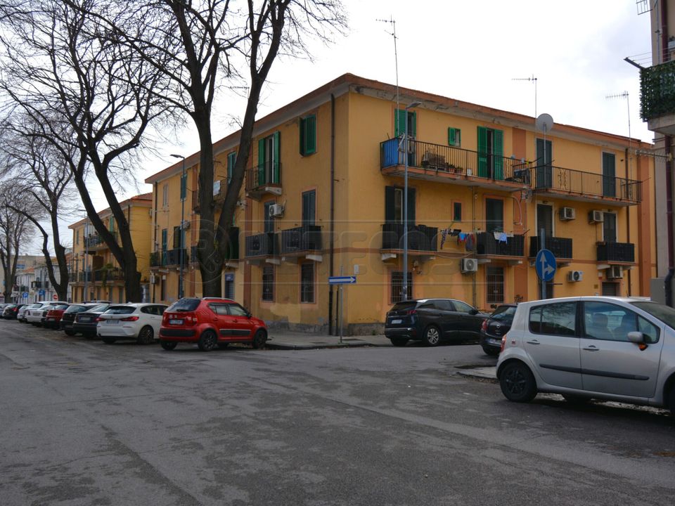 Erhvervsejendom i Messina, Messina - foto 1