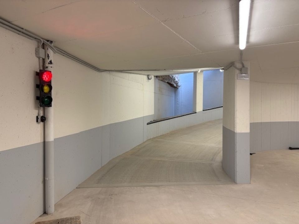 Garage i Trento, Trento - foto 2