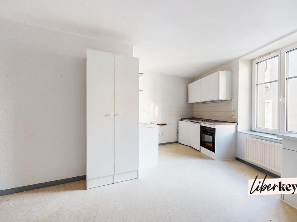 Landsbyhus i Saint-Symphorien-sur-Coise, Rhone - foto 4