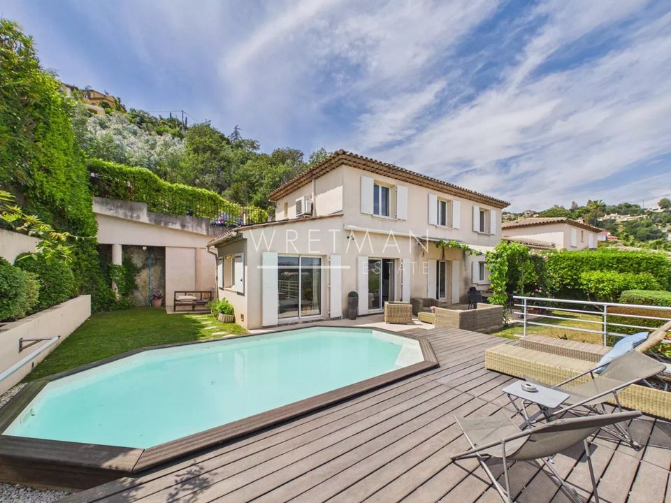 Villa i Mandelieu-la-Napoule, Alpes-Maritimes - foto 1