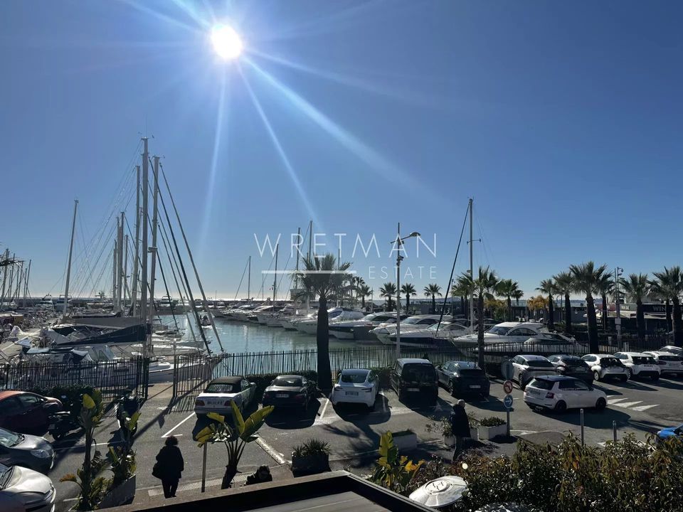 Lejlighed i Saint-Laurent-du-Var, Alpes-Maritimes - foto 4