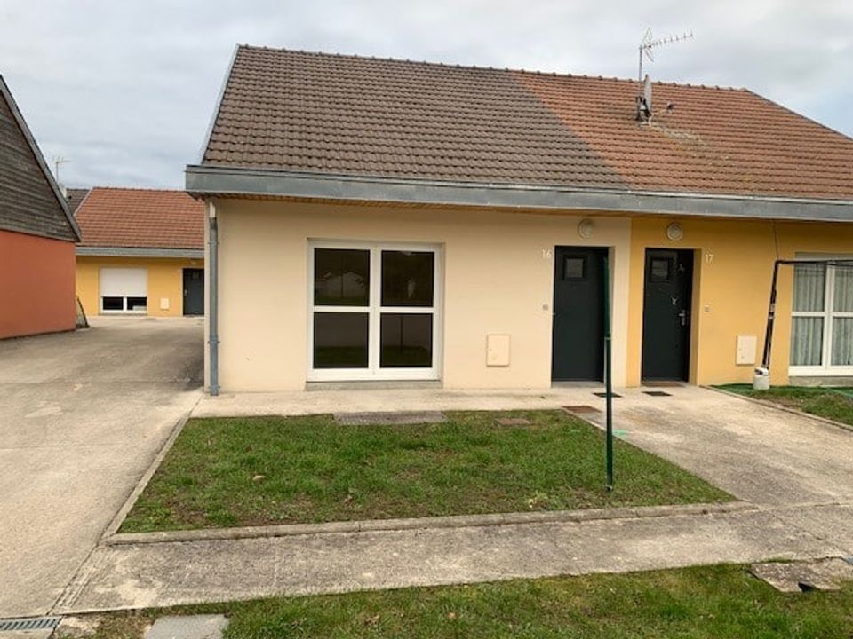 Lejlighed i Bar-sur-Aube, Aube - foto 1