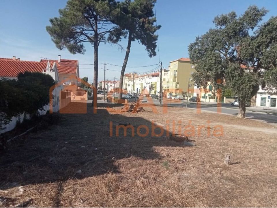 Helårsgrund i Quinta do Conde, Setubal - foto 1