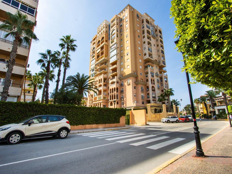 Lejlighed i Torrevieja, Alicante - foto 3