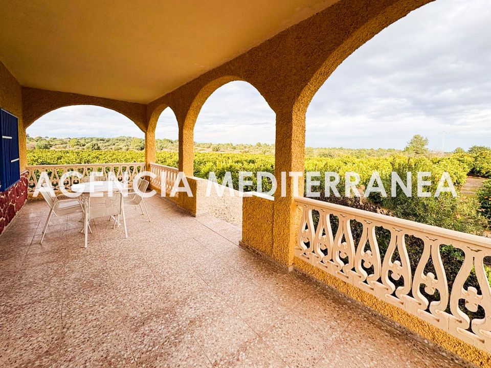 Villa in Manises, Valencia - foto 1