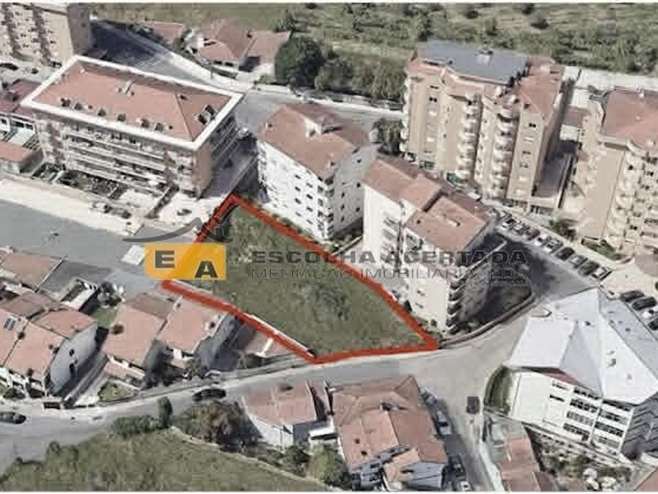 Helårsgrund i Gondomar, Porto - foto 1