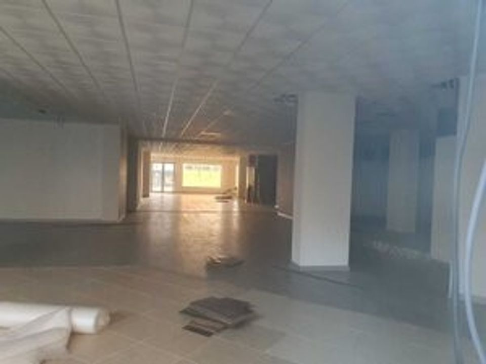 Erhvervsejendom i Odivelas, Lisbon - foto 3