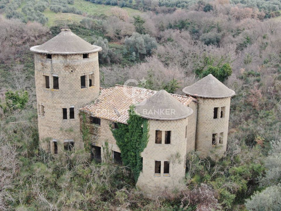 Villa en Farnese, Viterbo - foto 1