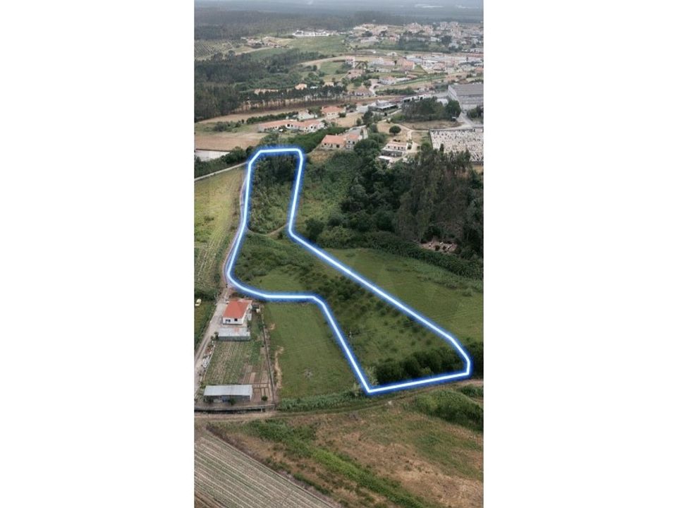 Helårsgrund i Valado dos Frades, Leiria - foto 2