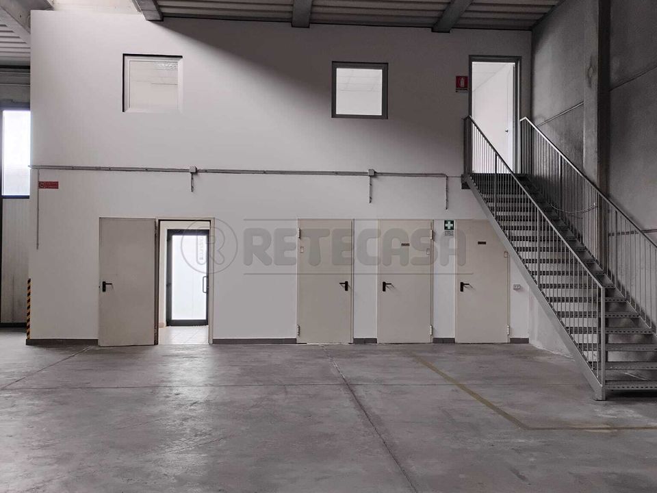 Erhvervsejendom i Montebello Vicentino, Vicenza - foto 3