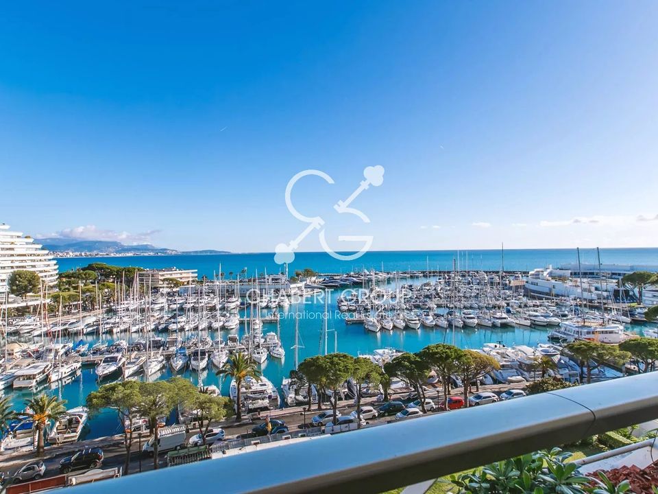 Appartement in Villeneuve-Loubet, Alpes-Maritimes - foto 1