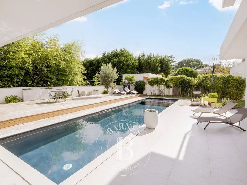 Villa i Mérignac, Gironde - foto 1
