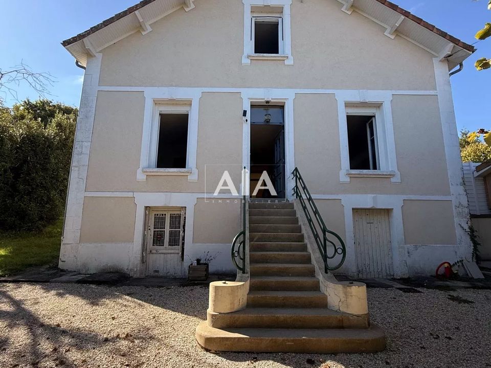 Byhus i Ruelle-sur-Touvre, Charente - foto 1