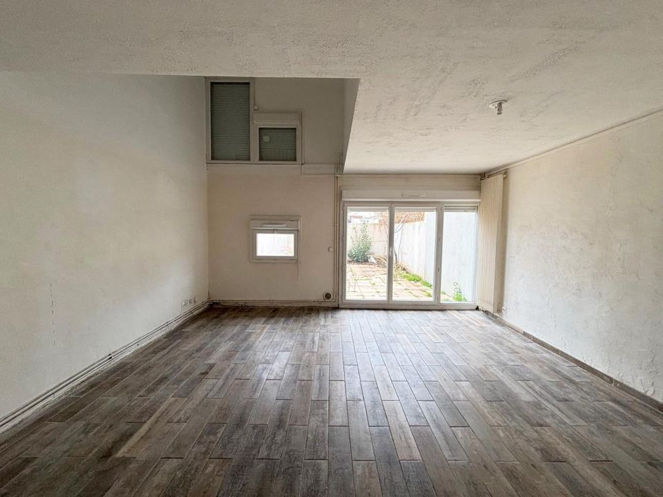 Villa i Vitrolles, Bouches-du-Rhone - foto 1