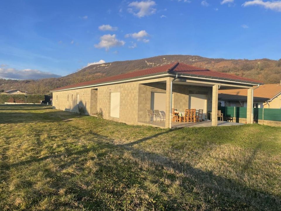 Villa i Briord, Ain - foto 1
