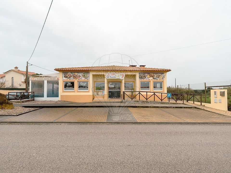 Erhvervsejendom i Silveira, Lisbon - foto 1