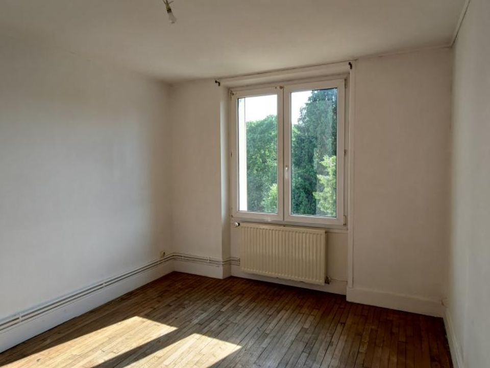 Lejlighed i Charleville-Mézières, Ardennes - foto 1