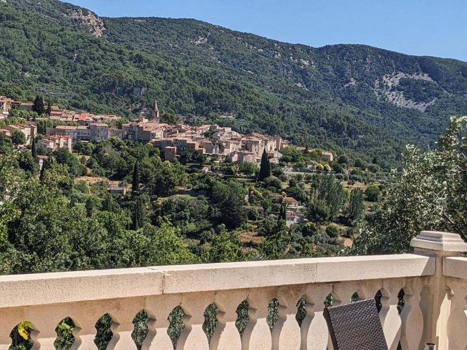 Villa i Bargemon, Var - bilde 1