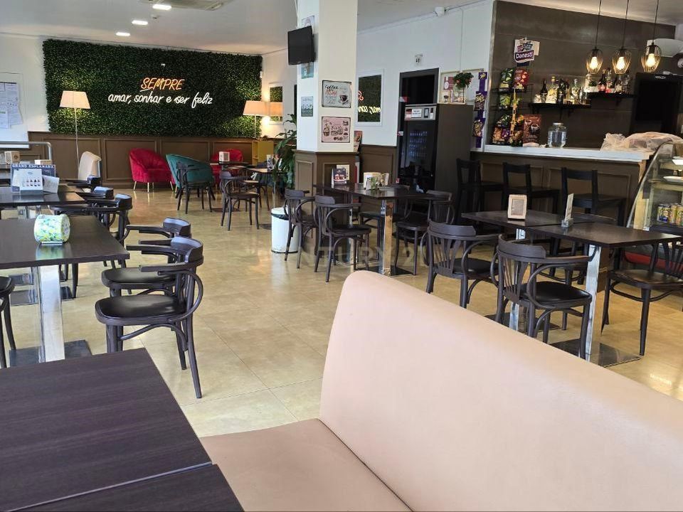 Erhvervsejendom i Parceiros e Azoia, Leiria - foto 1
