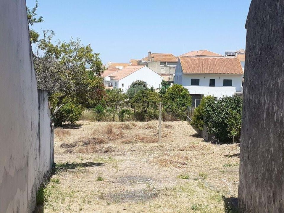 Helårsgrund i Alcanhoes, Santarem - foto 1