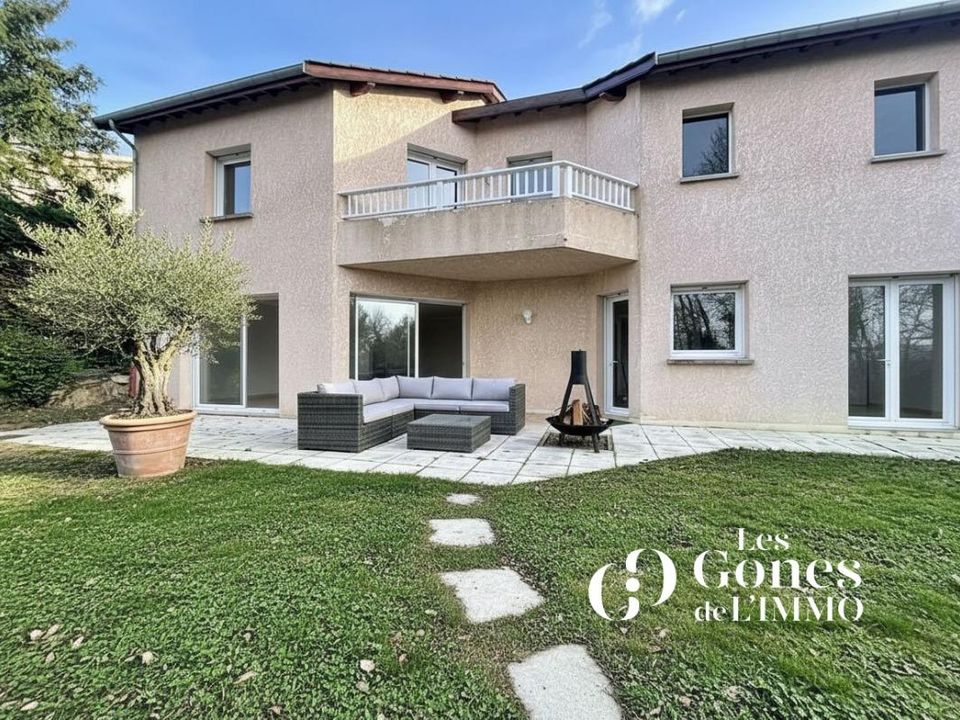 Villa i Francheville, Rhone - foto 1