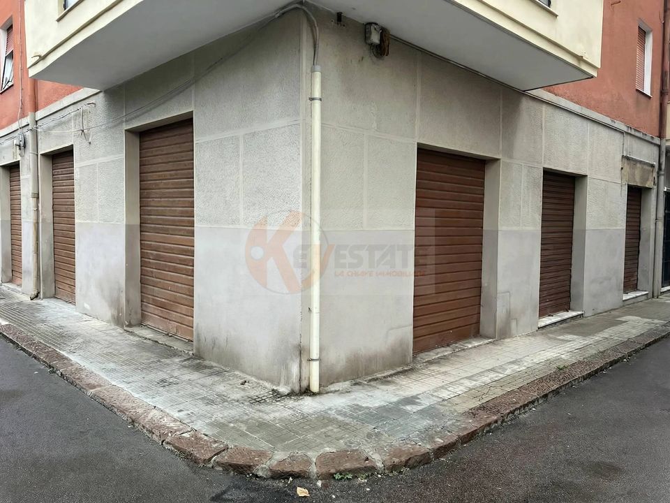Erhvervsejendom i Sassari, Sassari - foto 2