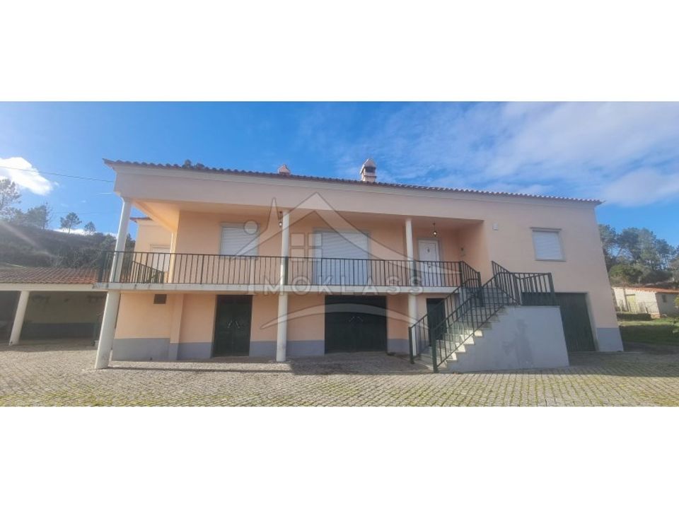 Villa i Castelo Branco, Castelo Branco - foto 1