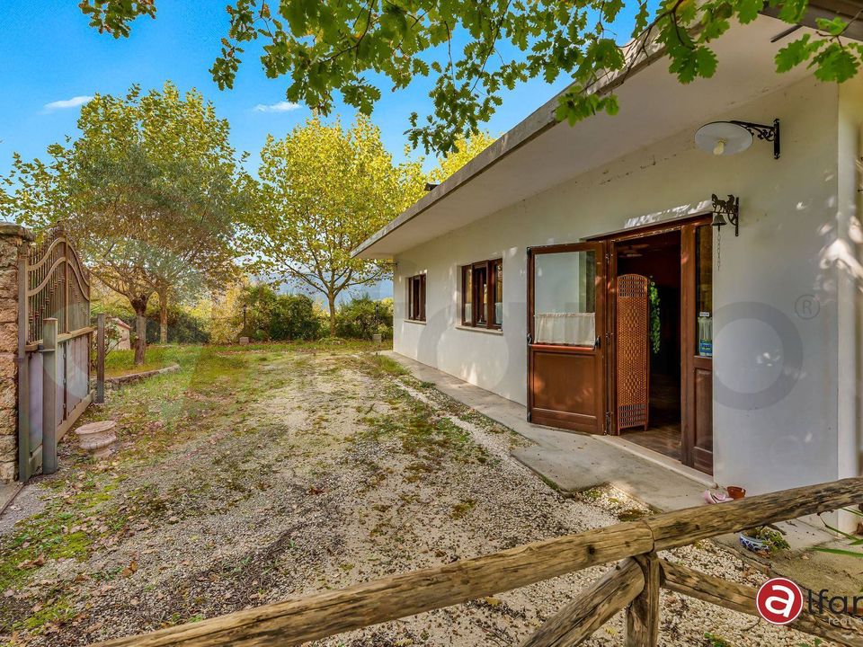 Erhvervsejendom i Gallinaro, Frosinone - foto 3