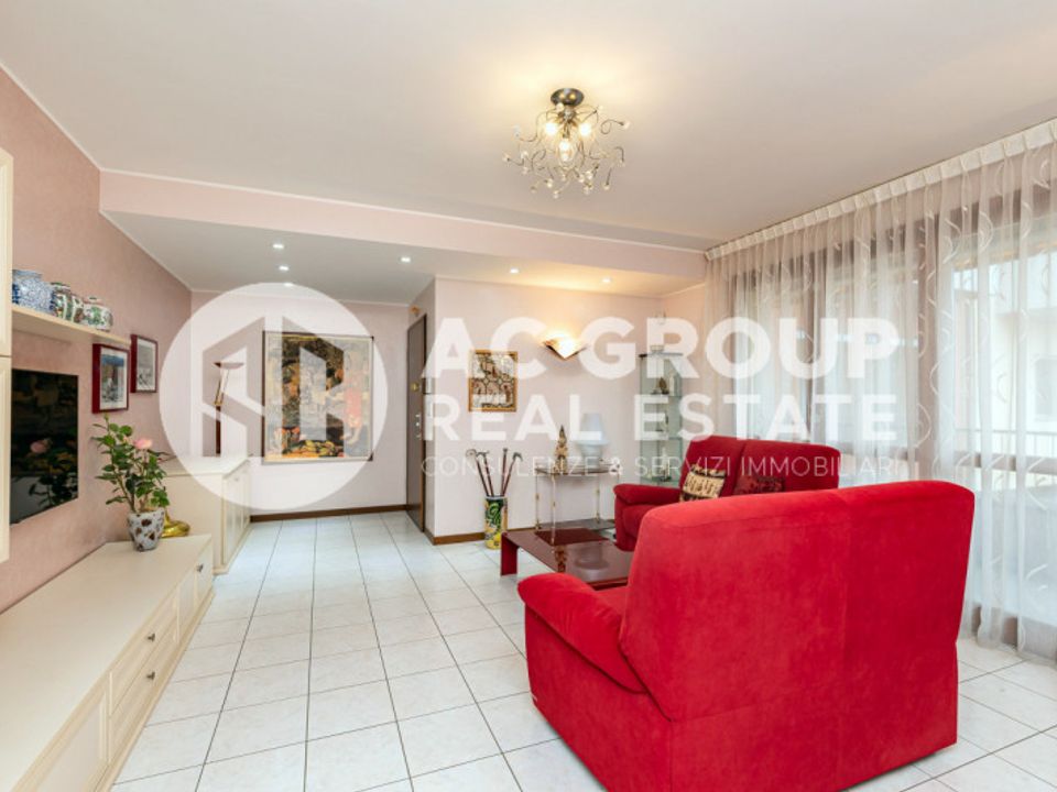 Lejlighed i Saronno, Varese - foto 2