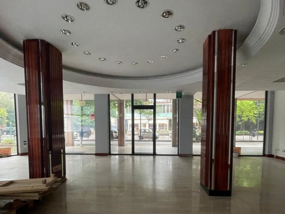 Erhvervsejendom i Montegrotto Terme, Padua - foto 2