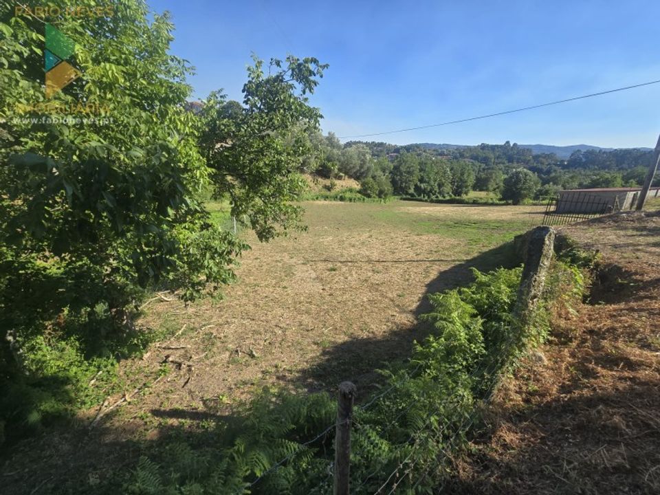 Helårsgrund i Arcos de Valdevez, Viana do Castelo - foto 1