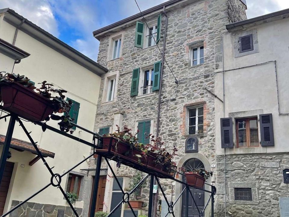 Villa i Bagnone, Massa and Carrara - foto 1