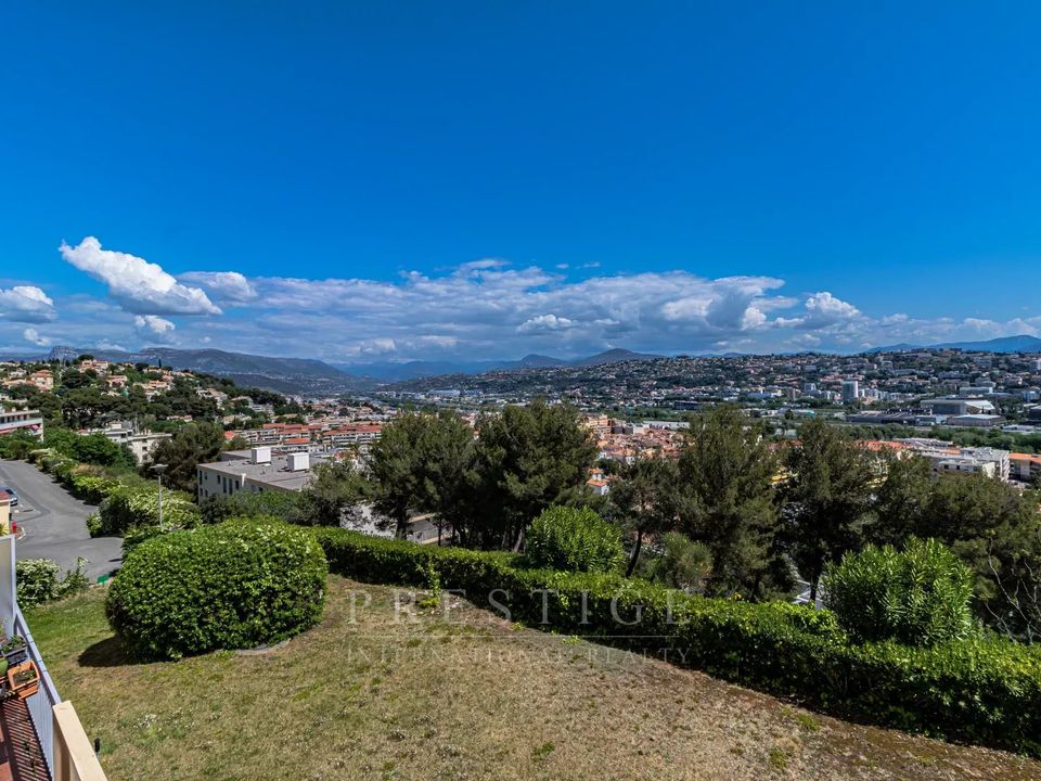 Lejlighed i Saint-Laurent-du-Var, Alpes-Maritimes - foto 4