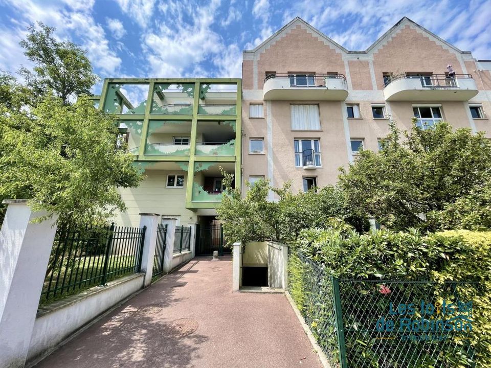 Lejlighed i Le Plessis-Robinson, Hauts-de-Seine - foto 1