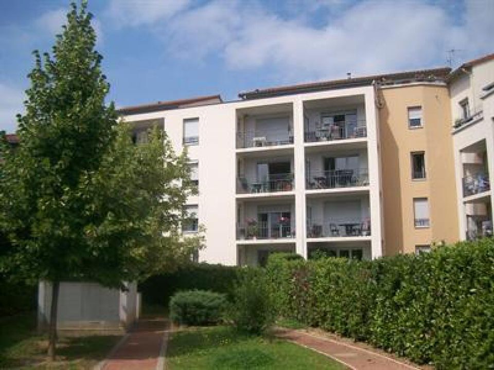 Lejlighed i Oullins, Rhone - foto 1
