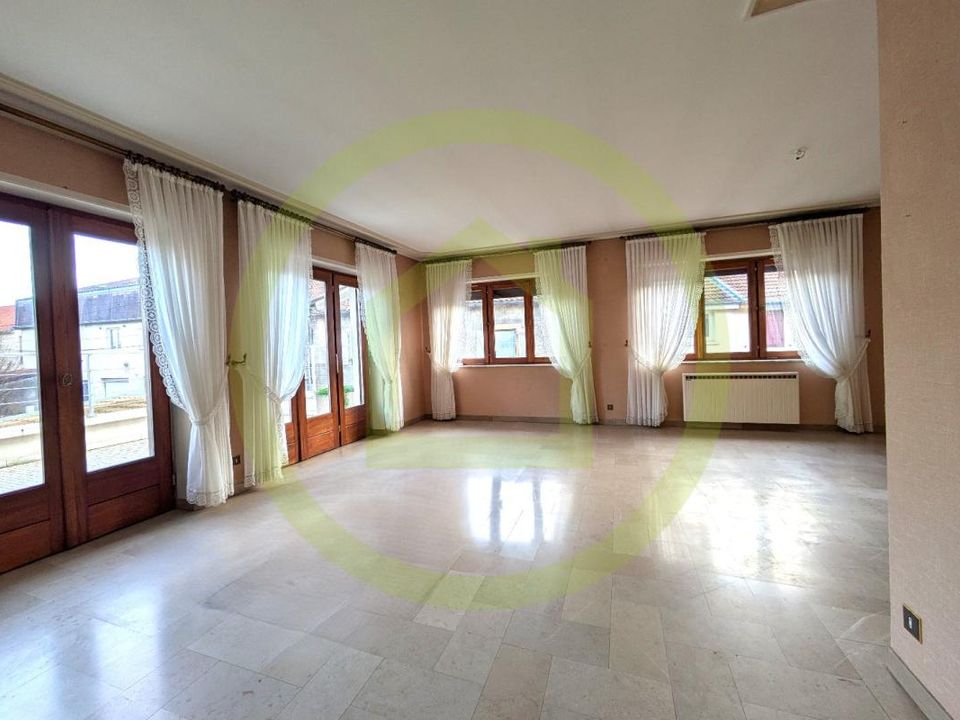 Villa i Courcelles-Chaussy, Moselle - foto 2