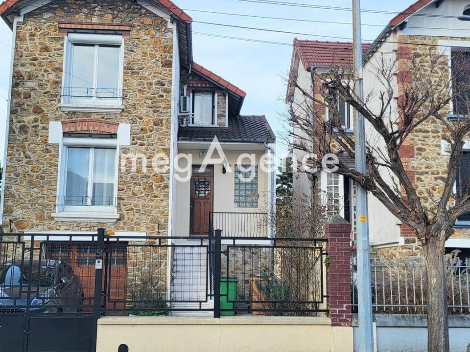 Villa i Les Pavillons-sous-Bois, Seine-Saint-Denis - foto 1