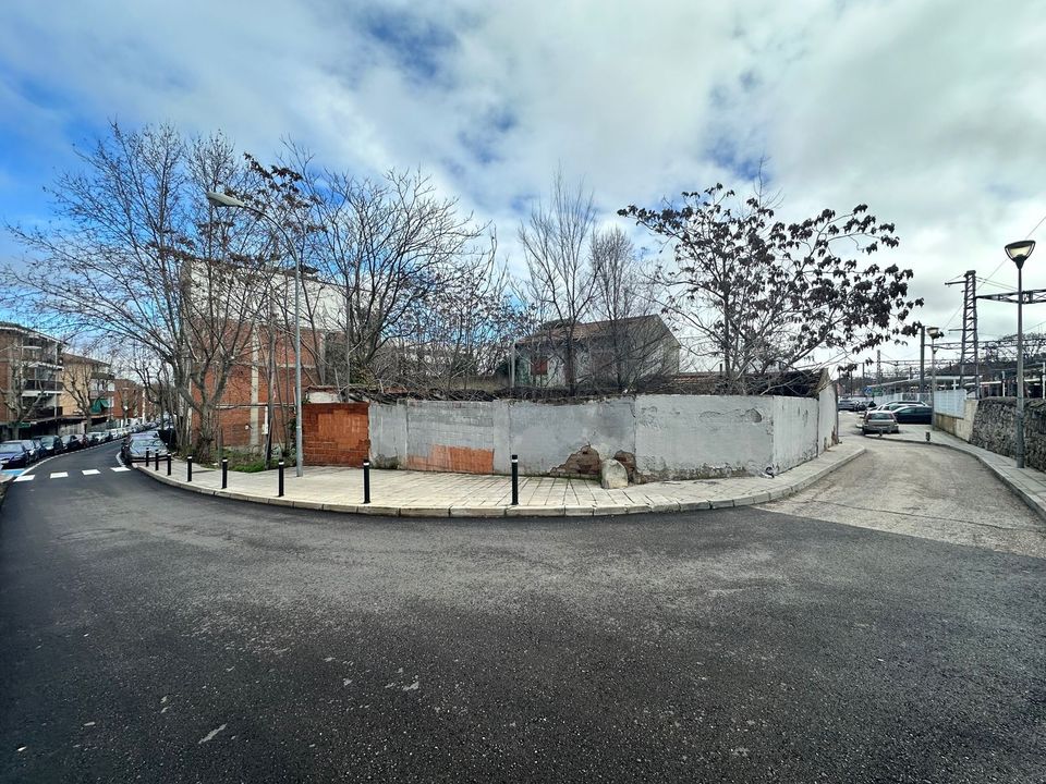Helårsgrund i Pozuelo De Alarcon, Madrid - foto 1