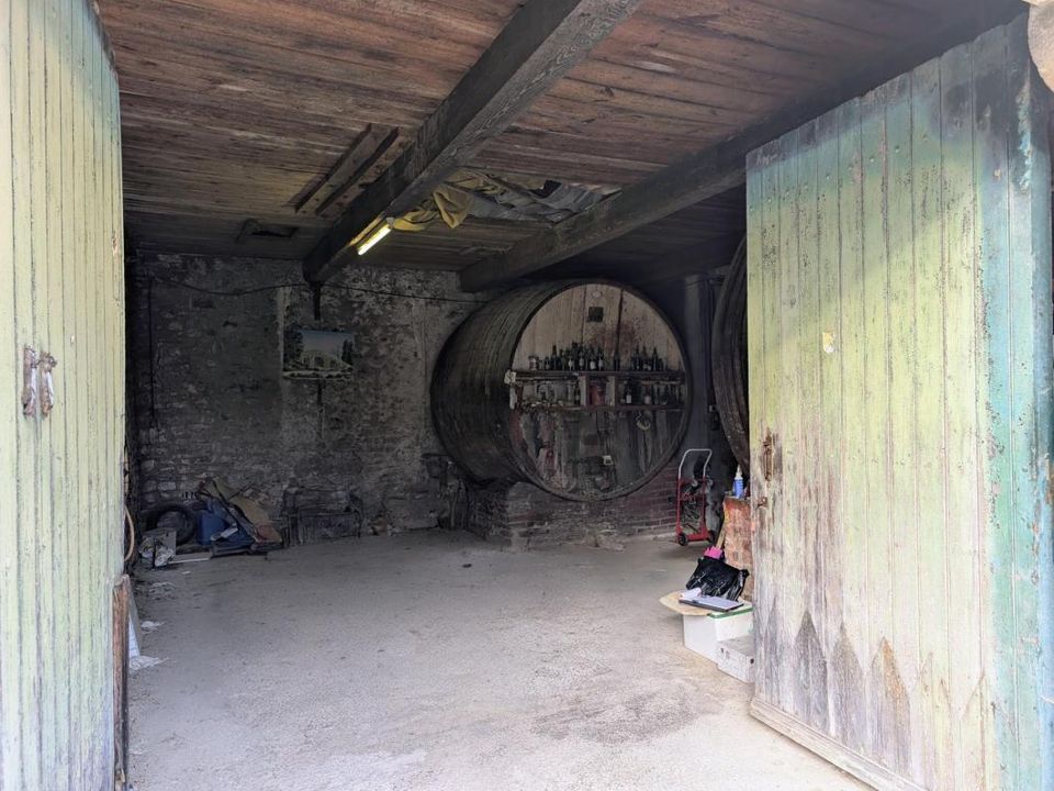 Parkeringsplass i Rieux-en-Val, Aude - bilde 2