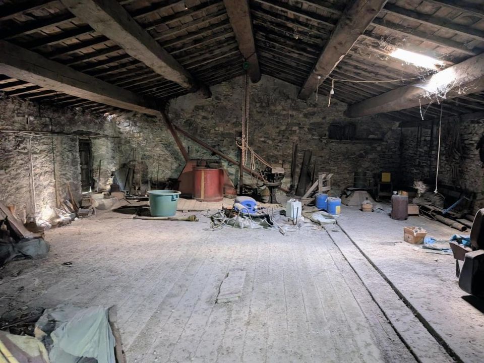 Parkeringsplass i Rieux-en-Val, Aude - bilde 4